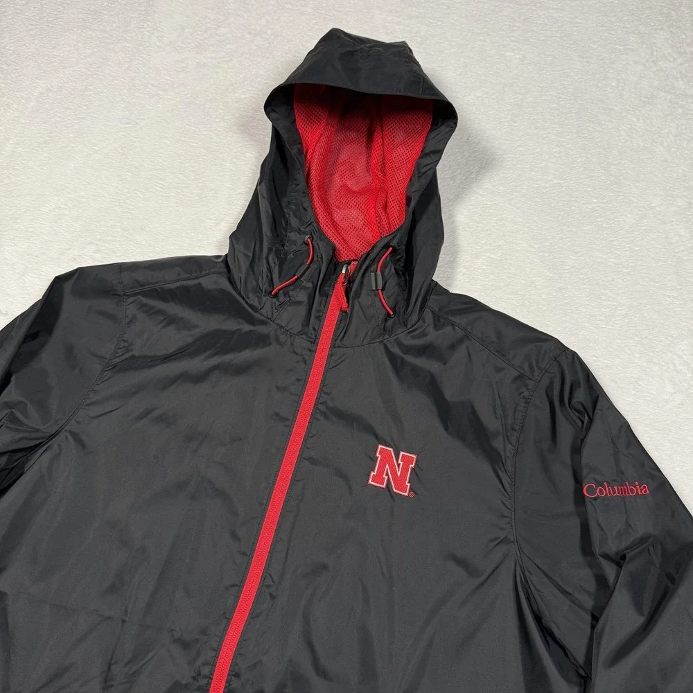 Nebraska Cornhuskers Jacket Mens Small Columbia Hooded Windbreaker NCAA Football